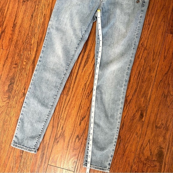 Levi’s 711 Skinny Embellished Lightning Bolt Star Light Wash Jeans Size 29 - Picture 17 of 17